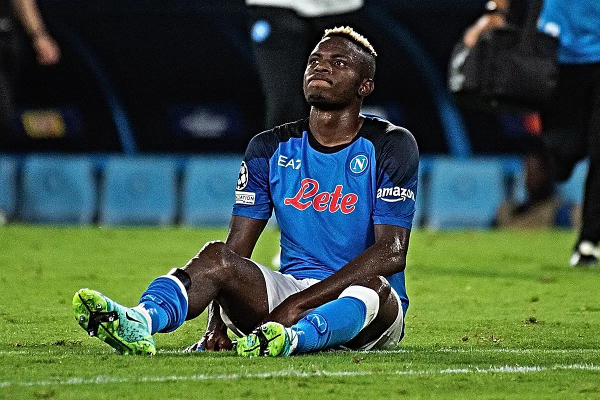 Cover image for Napoli president flies to France to beg PSG to buy Osimhen