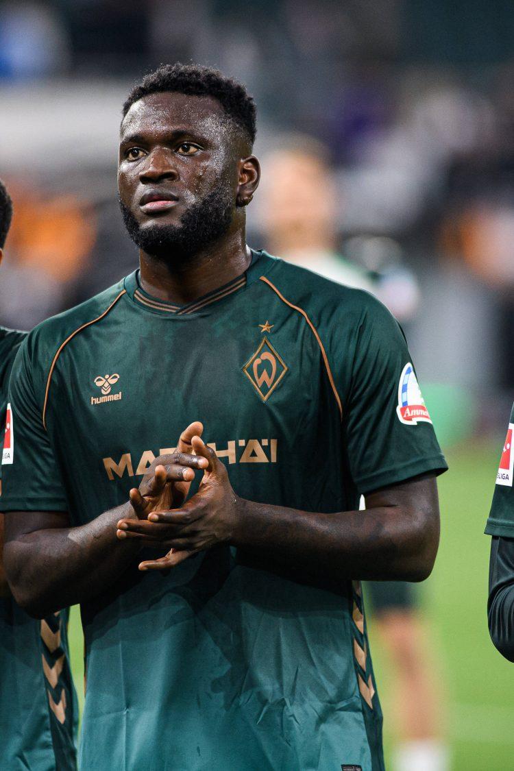 Cover image for Fans boo as Boniface plays for 20 mins