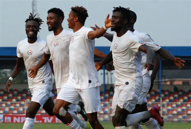 Cover image for Rangers hit Lagos by air for Sporting Lagos