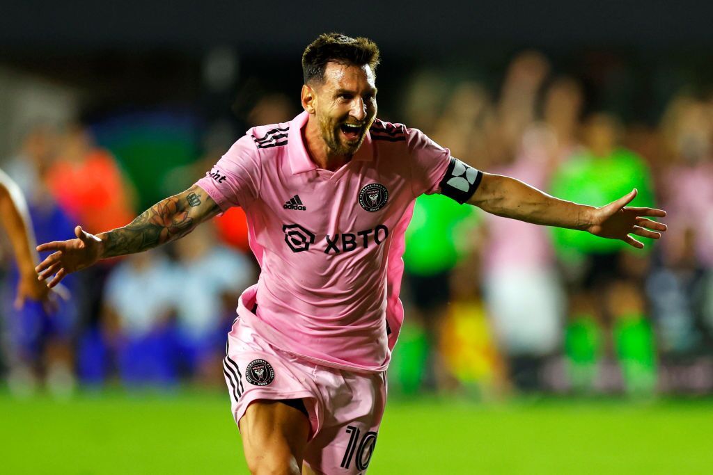 Cover image for Messi wins first-ever MLS Player of the Month award