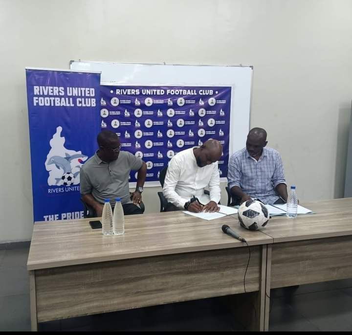 Cover image for Rivers Utd signs Finidi George as new manager