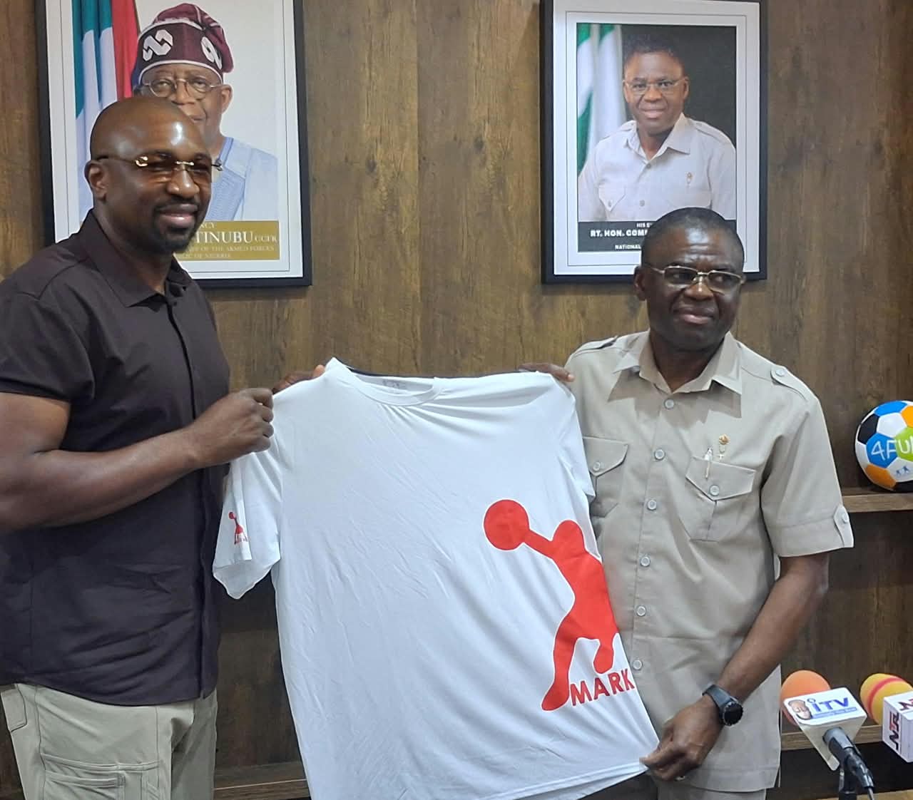 Cover image for NIS DG, Shaibu urges Igoche Mark not to give up on basketball development