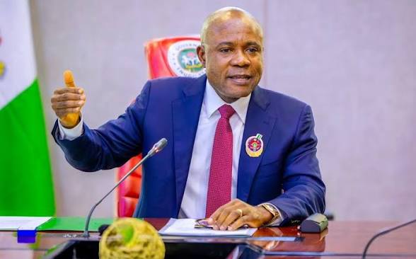 Gov Mbah receives LBA Legacy Award