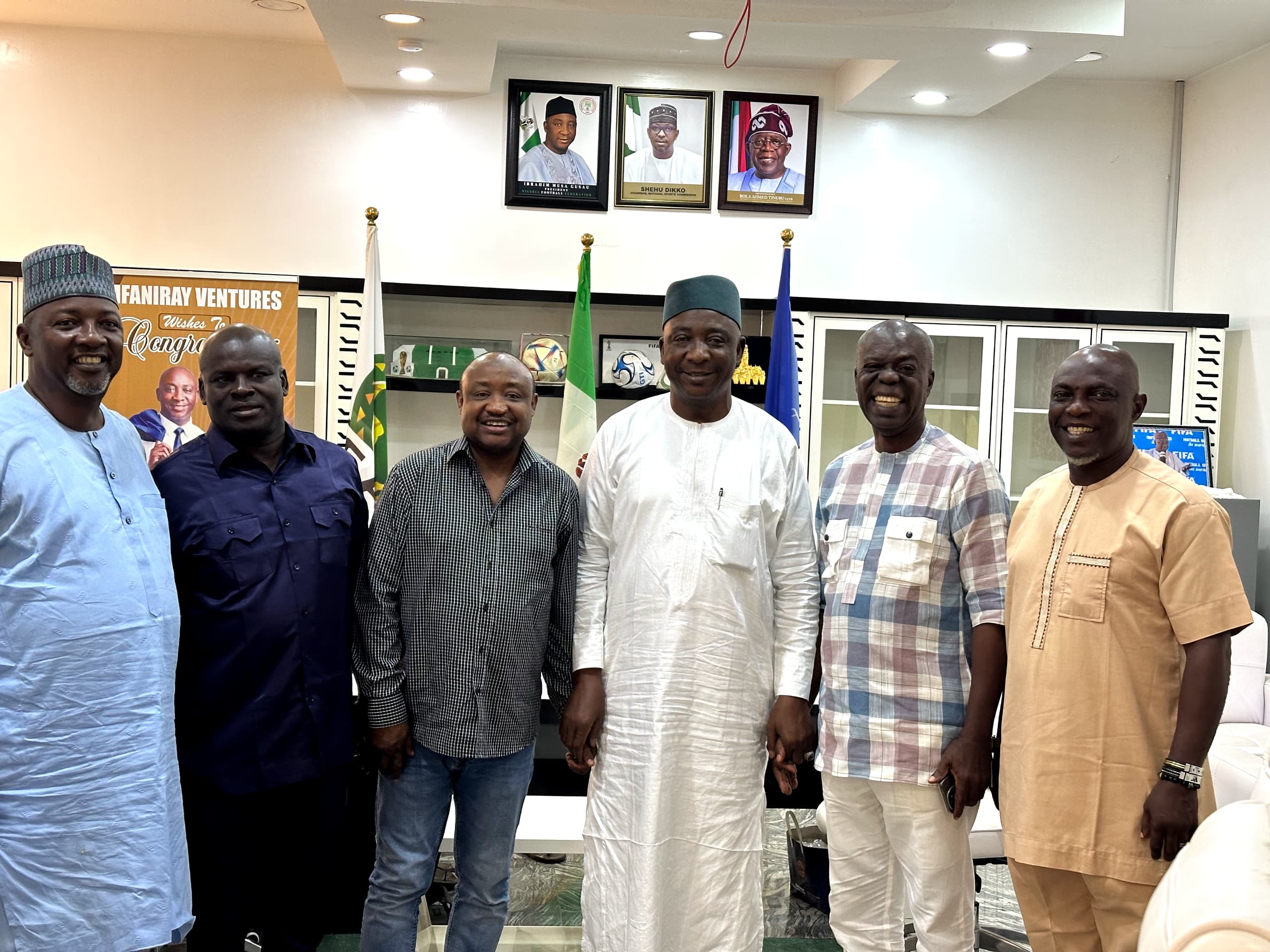 Cover image for PFAN leadership pays solidarity visit to NFF President 