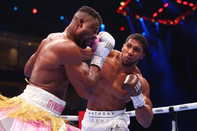 Cover image for   Ngannou hails AJ’s brutal knockout punch